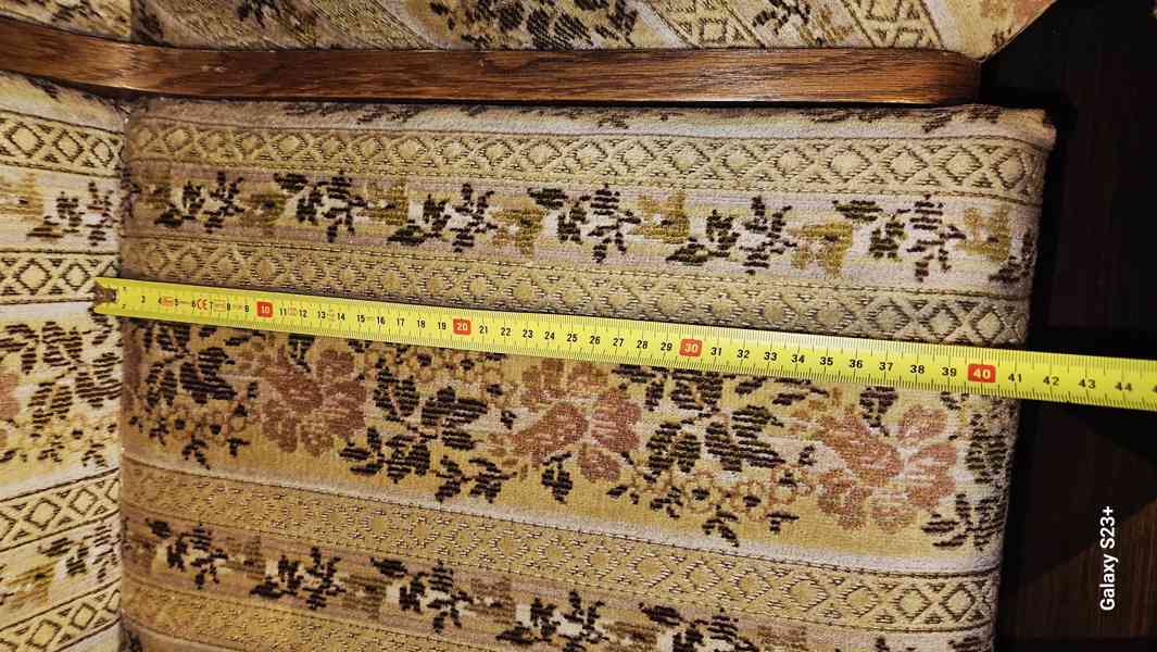 Selská rohová lavice s úložným prostorem + 2 židle - foto 4