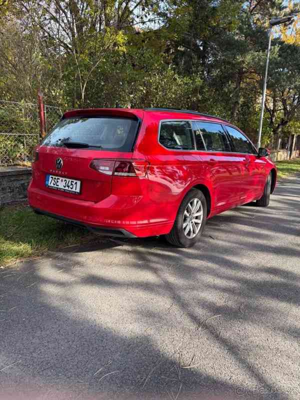 Volkswagen Passat Variant 2,0   TDI DSG 2020 rok - foto 10
