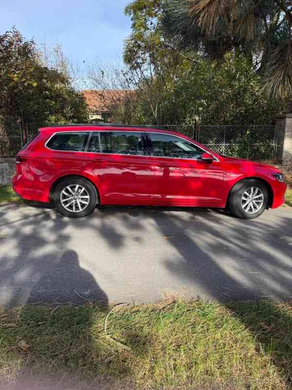 Volkswagen Passat Variant 2,0   TDI DSG 2020 rok - foto 9