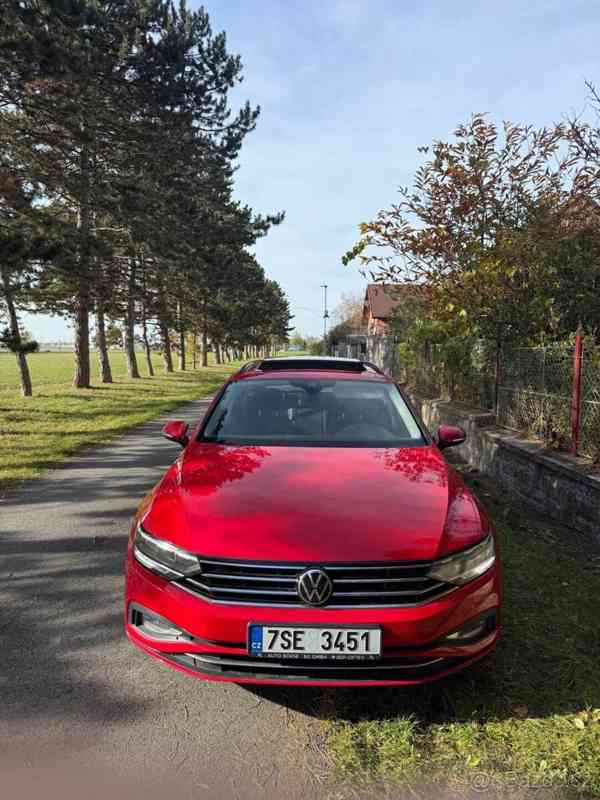 Volkswagen Passat Variant 2,0   TDI DSG 2020 rok - foto 2