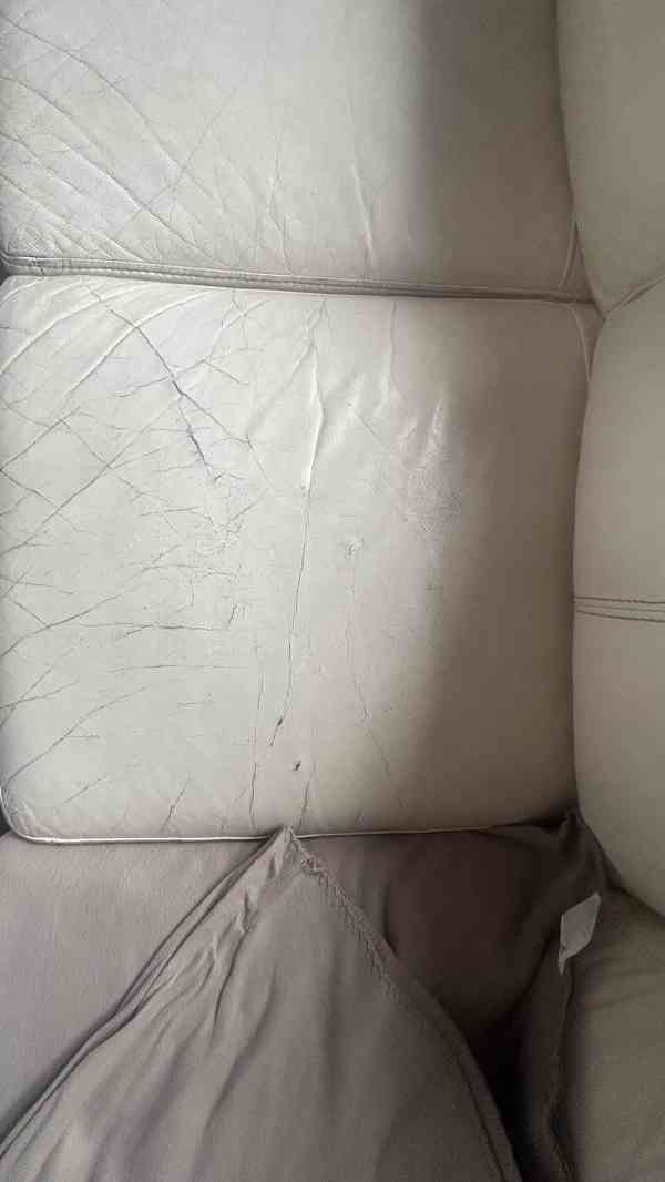 Prodám rohovou sedací soupravu z pravé kůže  - foto 6