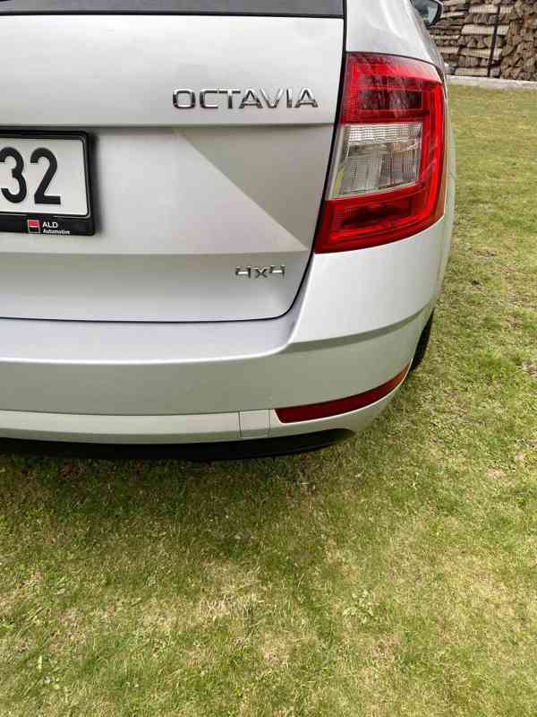 Prodám Škoda Octavia III 1,9 TDI 4x4 - foto 9