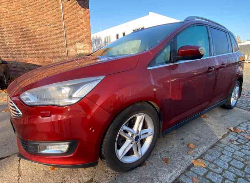 Ford Grand C-Max 2,0TDCi Titanium 110kw - foto 17