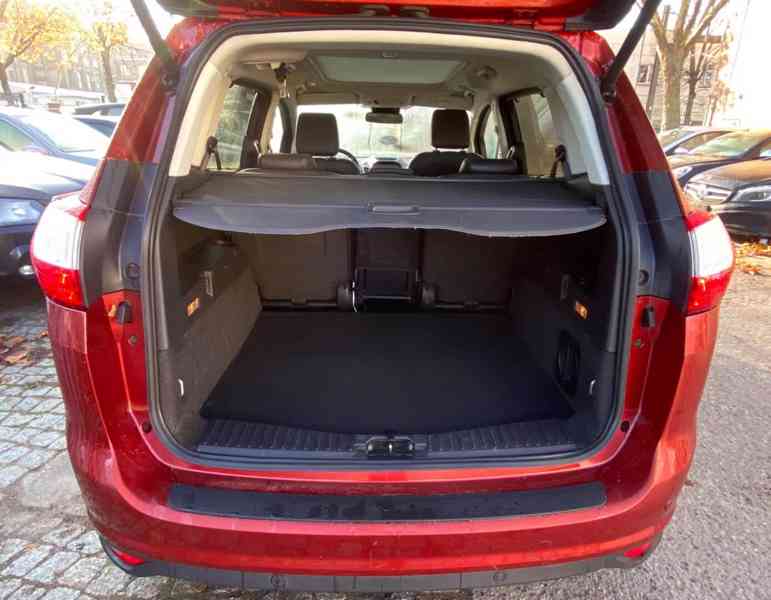 Ford Grand C-Max 2,0TDCi Titanium 110kw - foto 11