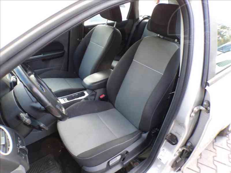 Ford Focus 1,6 TDCi KLIMATIZACE - foto 8