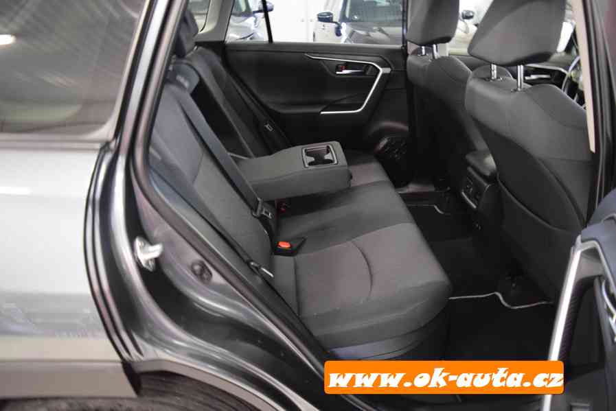 Toyota RAV4 2.5 HYBRID AWD DYNAMIC PLUS 2020-DPH  - foto 8
