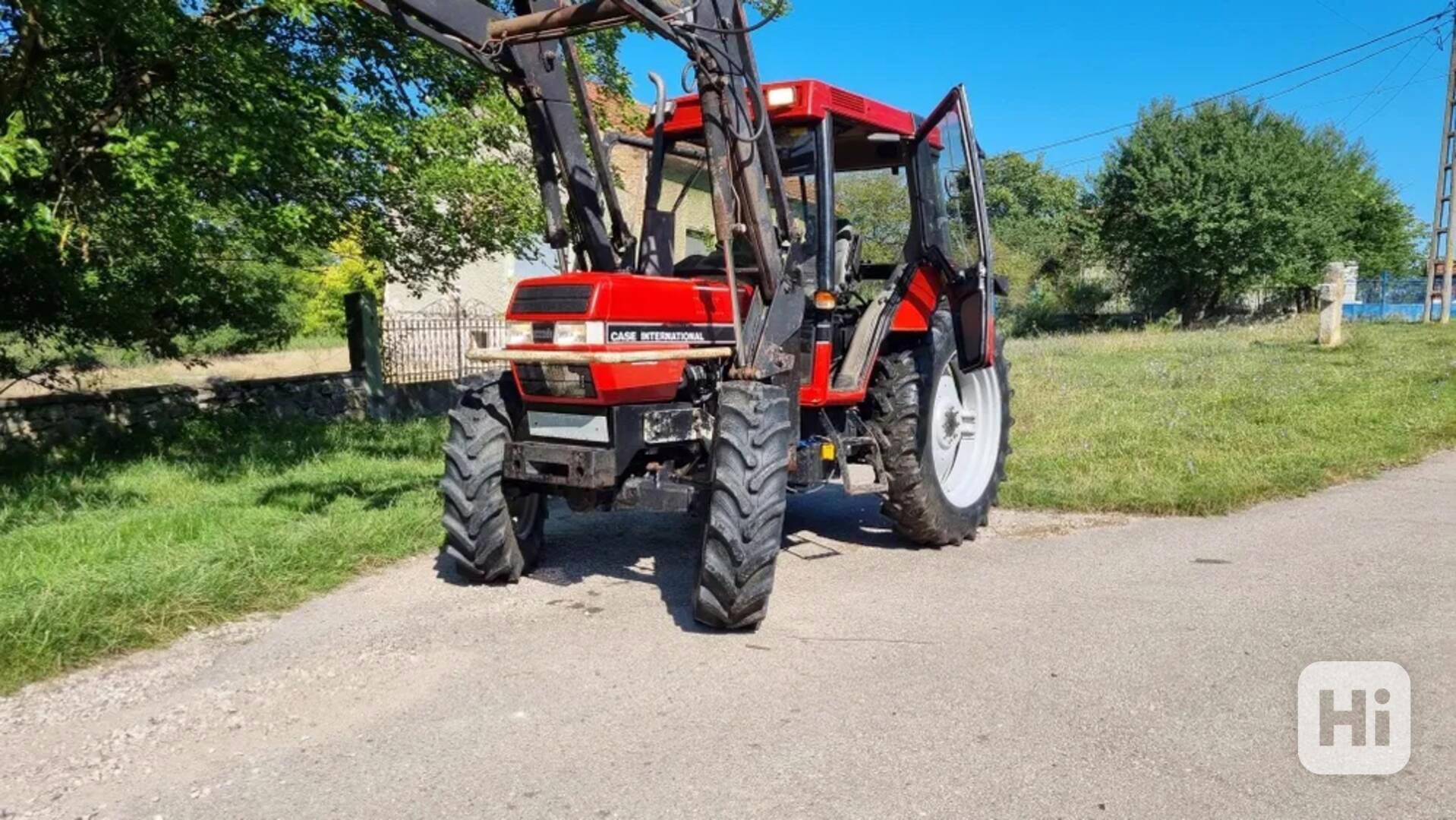 Traktor case 695 xl - foto 1