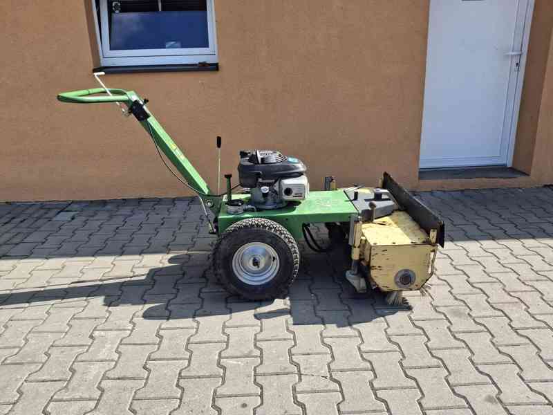 Motorový zametač 100 cm Honda 5,5 HP - foto 5