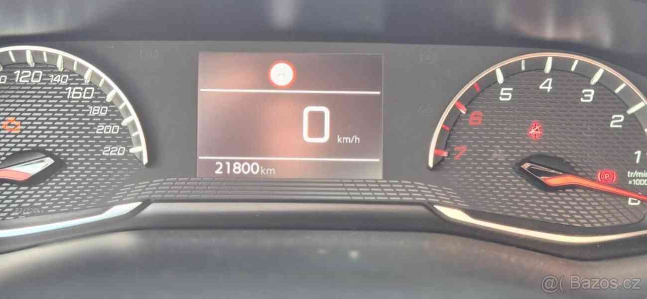 Peugeot 2008 1,2   Prodám Peugeot 2008 Active Pac - foto 5