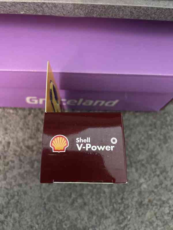 Model Ferrari 12 Cilindri žlutý, nový model - foto 6