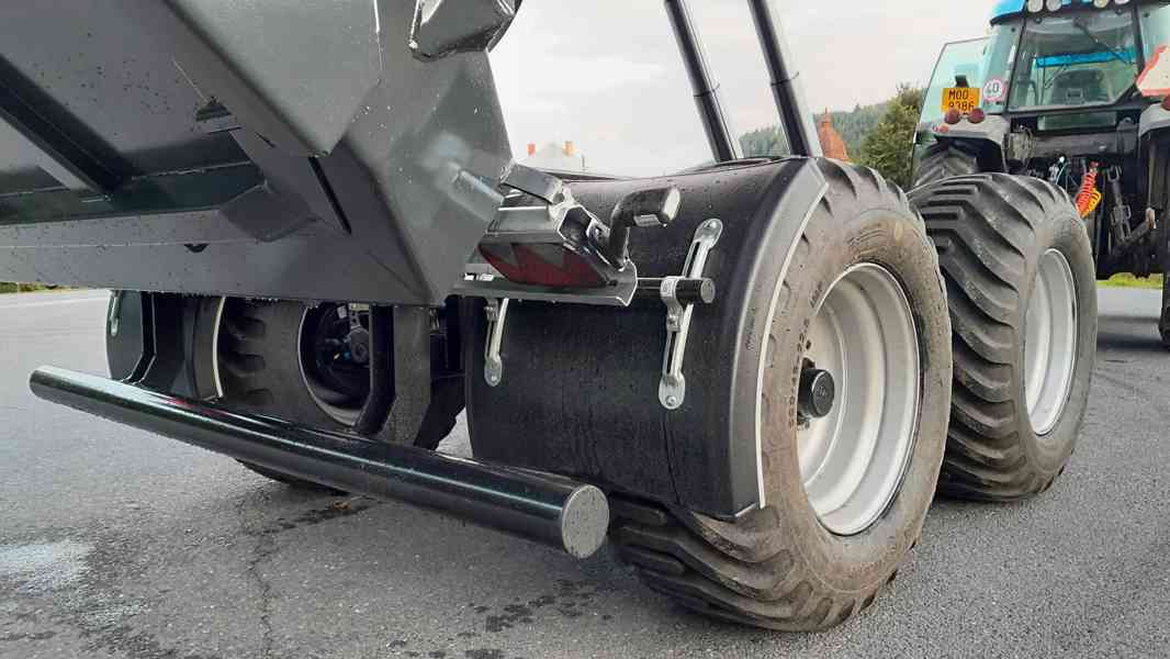 Traktorový návěs,přívěs,vlečka,vlek za traktor 16t - foto 7