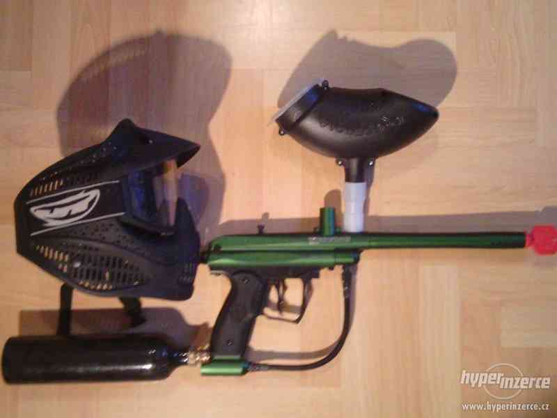 Painball zbraň Spyder Victor 07, maska, zásobník, CO2 láhev. - foto 2