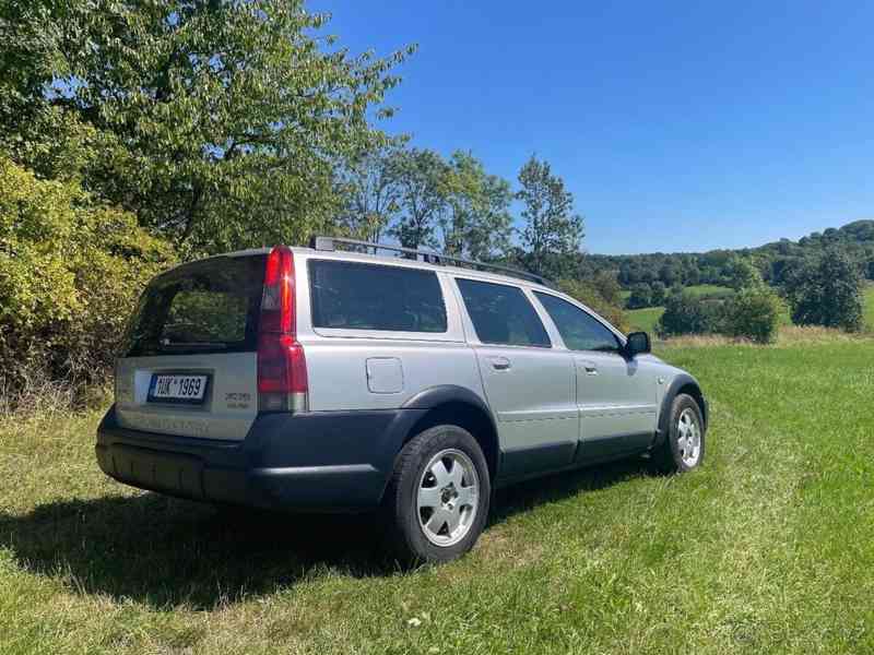 Volvo XC70 - foto 8