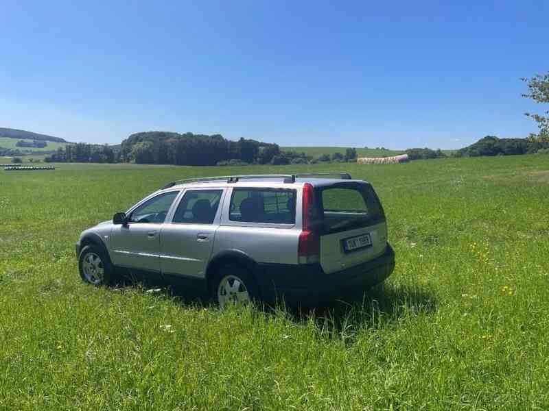 Volvo XC70 - foto 9