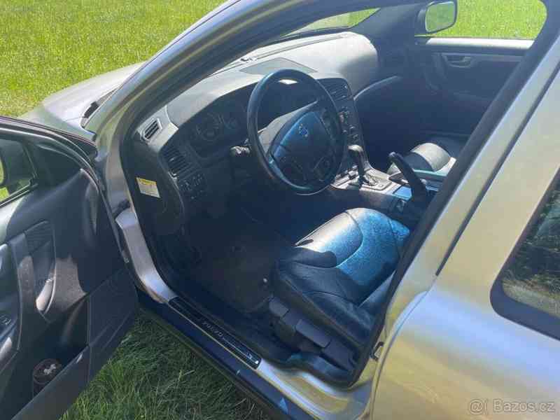 Volvo XC70 - foto 14