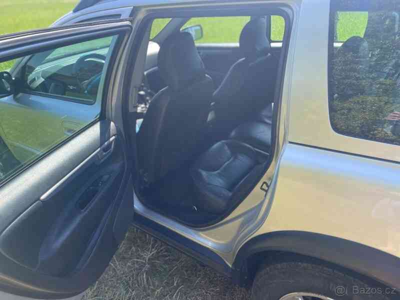 Volvo XC70 - foto 15