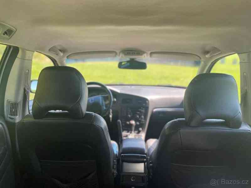 Volvo XC70 - foto 17