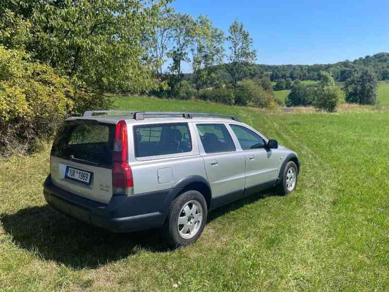 Volvo XC70 - foto 10