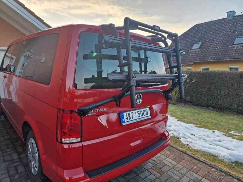 Volkswagen Multivan 2,0   T 6.1 COMFORTLINE - foto 7