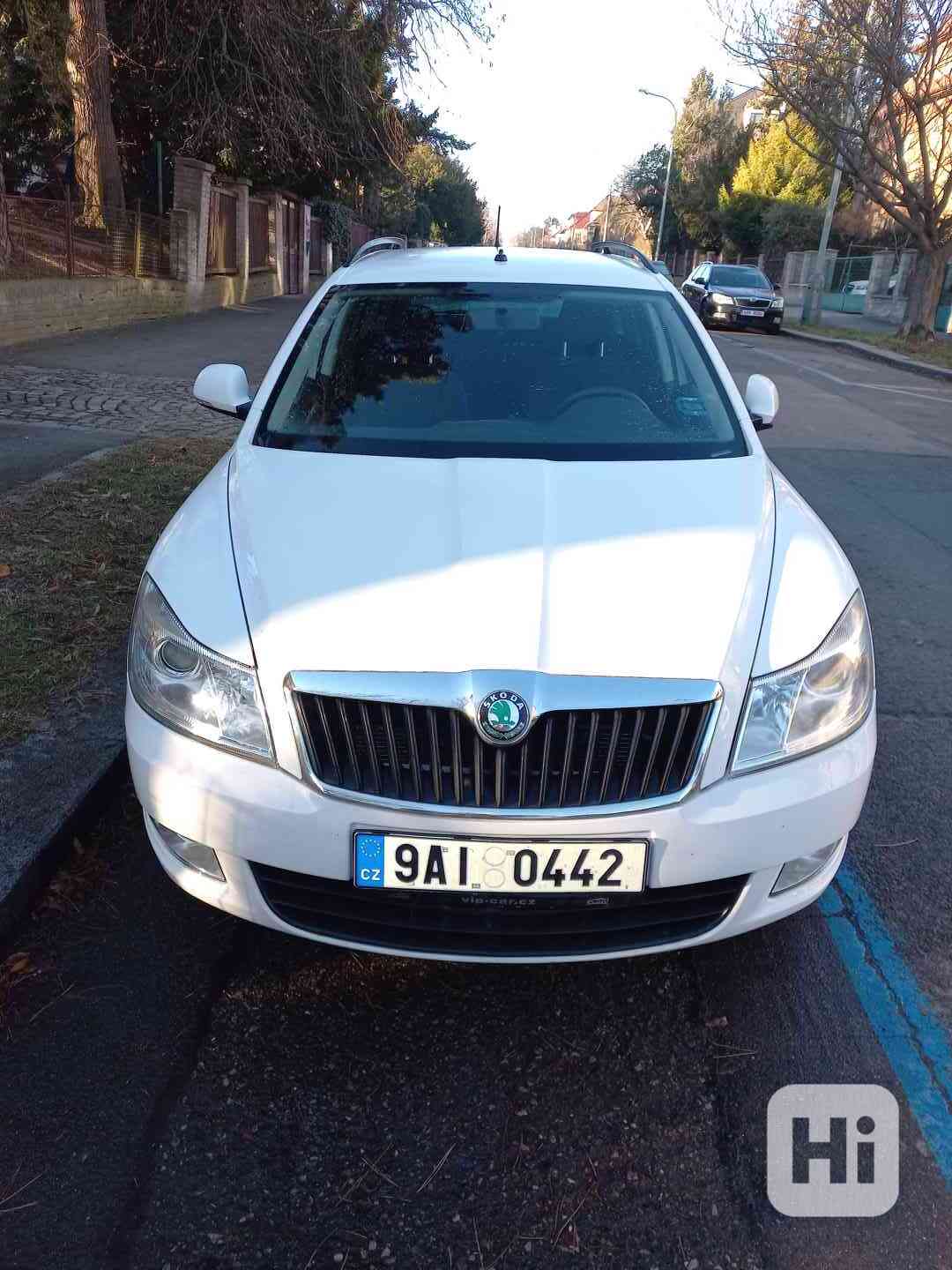 Octavia Combi  1,2 ccm benzín automat - foto 1