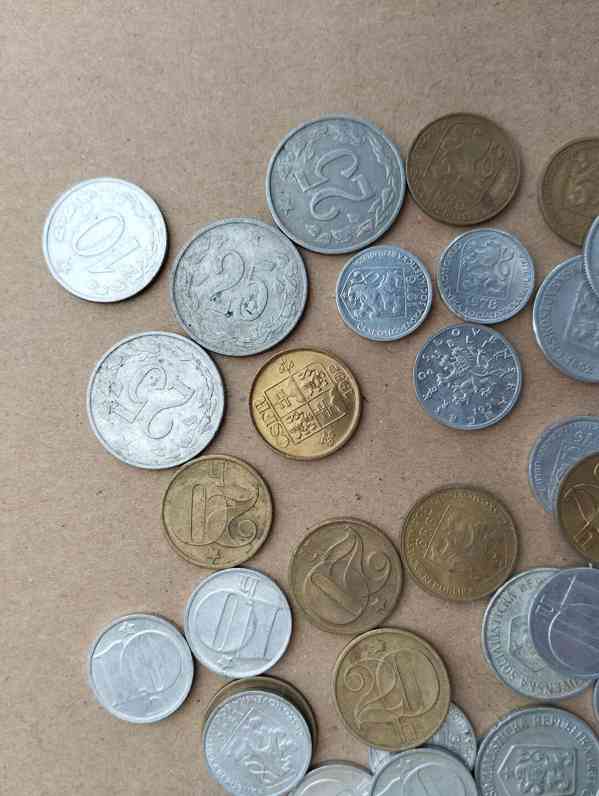 211ks mince československo ve staré plechové krabičce - foto 13