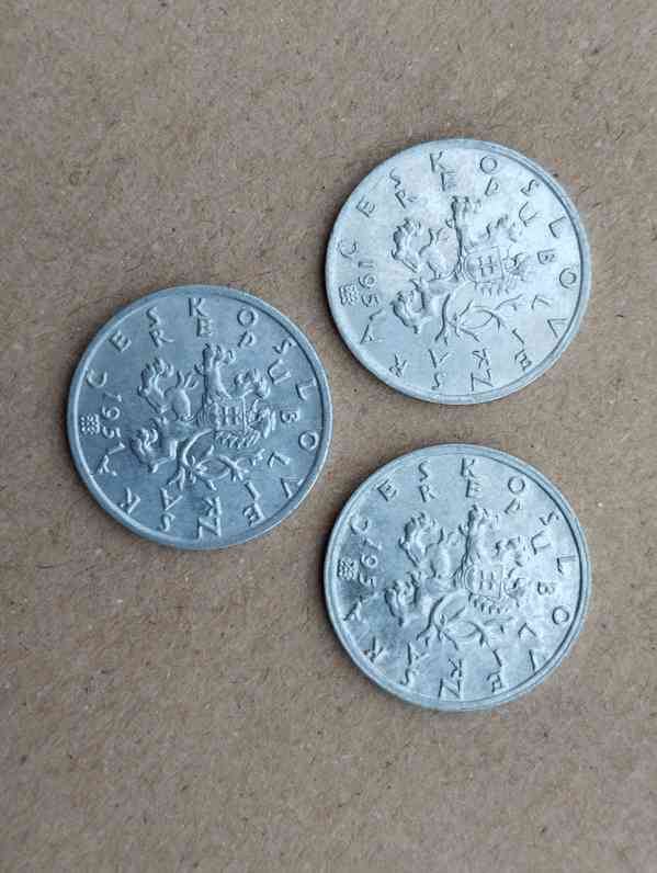 211ks mince československo ve staré plechové krabičce - foto 25