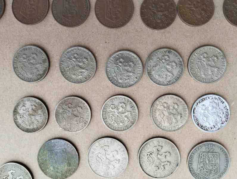 211ks mince československo ve staré plechové krabičce - foto 20