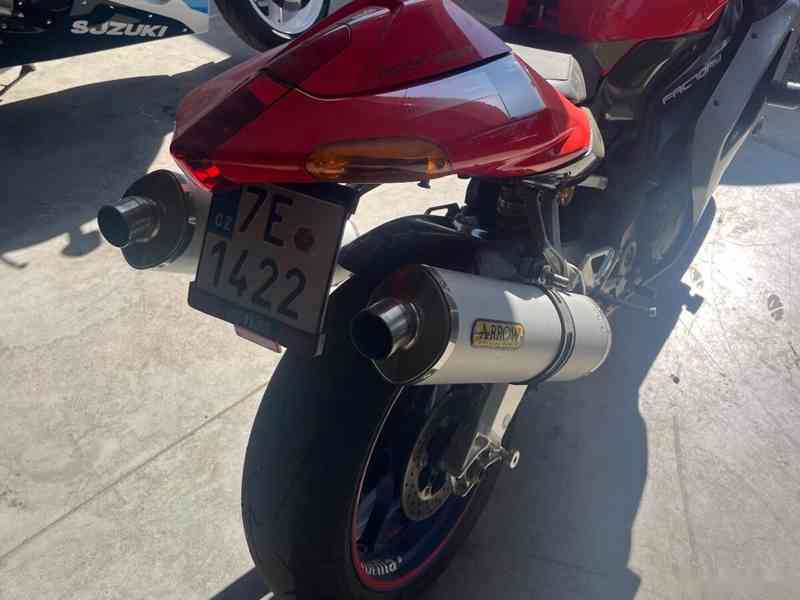 Aprilia RSV 1000 RR Factory Carbon rok 2006 - foto 6