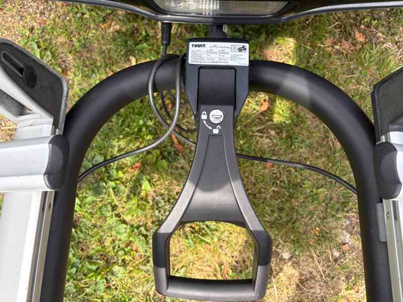 Thule EuroWay G2 920 – nosič 2 kol na tažné zařízení - foto 2
