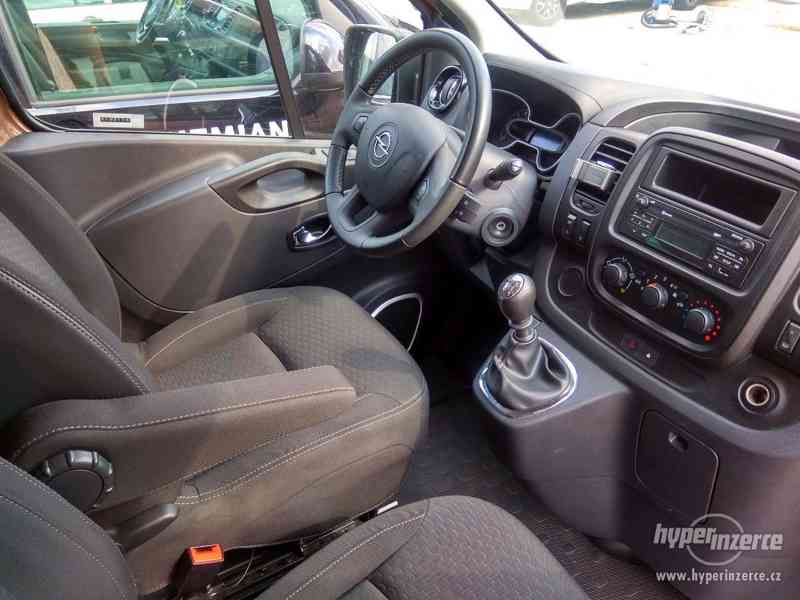 Prodám Opel Vivaro Combi++, 1.6 BiCDTi, 1.maj. 9 míst,záruka - foto 5