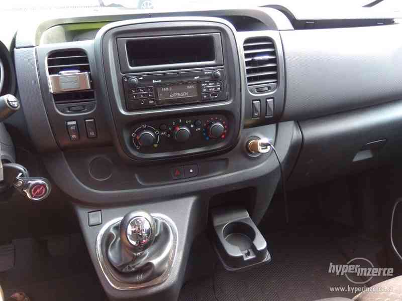 Prodám Opel Vivaro Combi++, 1.6 BiCDTi, 1.maj. 9 míst,záruka - foto 8