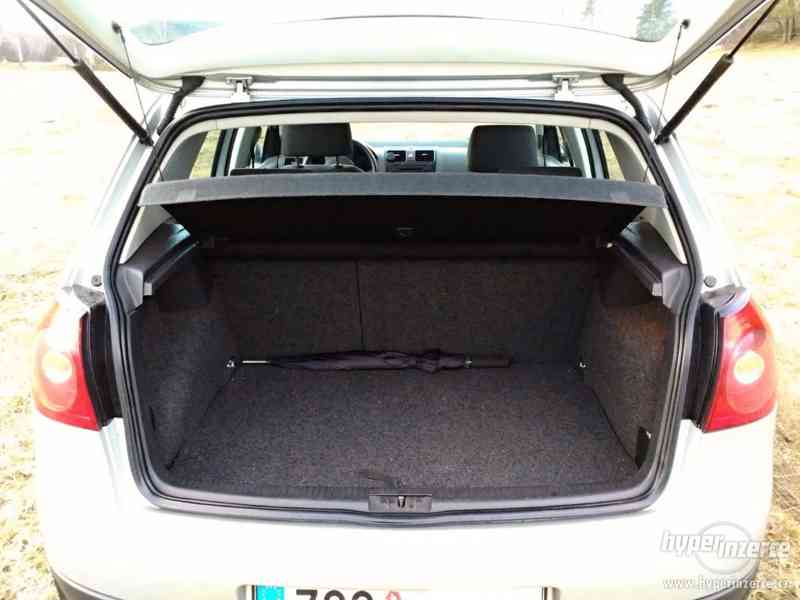 VW GOLF 1.6 FSI 85 kW, r.v.2004, 109 000 km, 6 rychlostí - foto 7