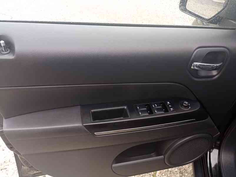 Jeep Patriot 2.2 CRD/4x4/70TisKm/1Maj - foto 10
