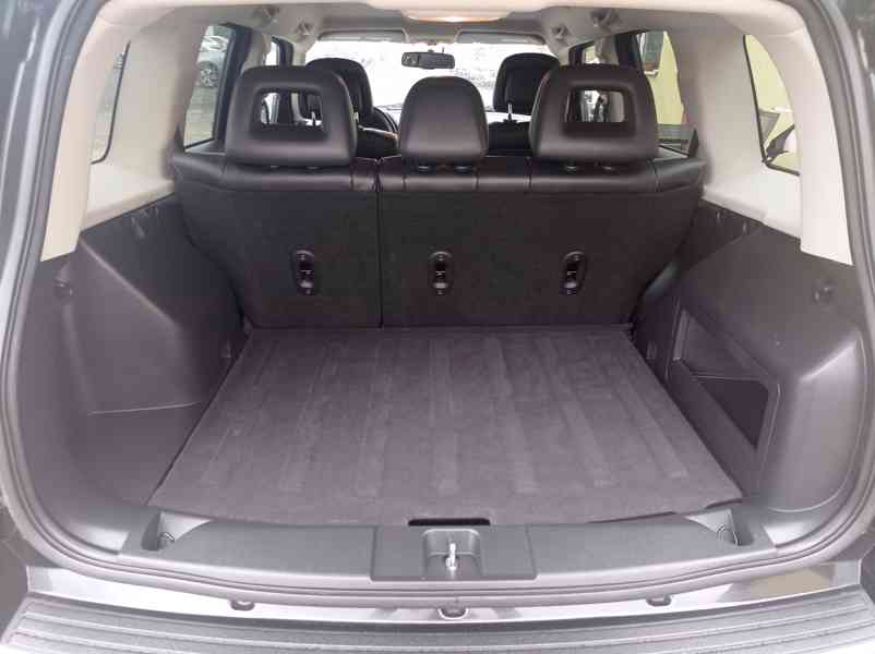 Jeep Patriot 2.2 CRD/4x4/70TisKm/1Maj - foto 17