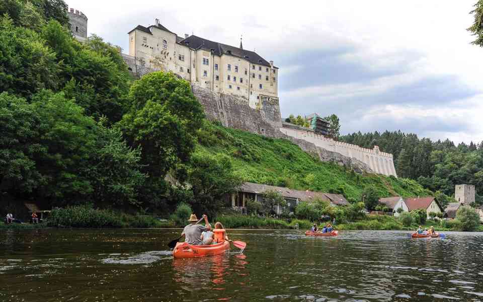 Krásná chata k pronájmu u řeky Sázavy 1/2 hodiny u Prahy - foto 15