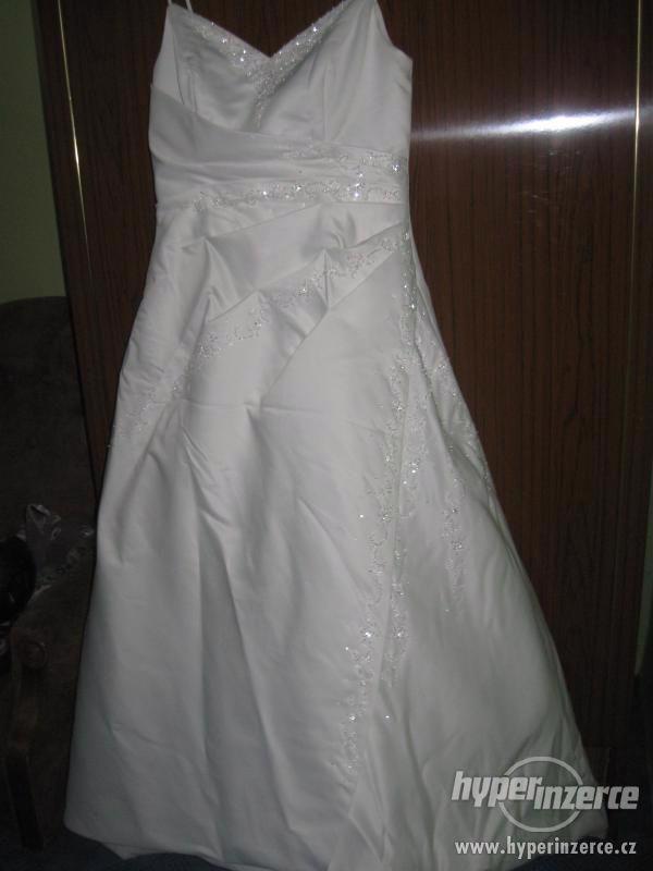 svatební šaty - foto 2