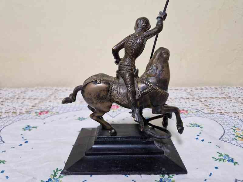 Bronzová velmi stará Socha Jezdec Svatý Jiří na Koni a Drak - foto 8