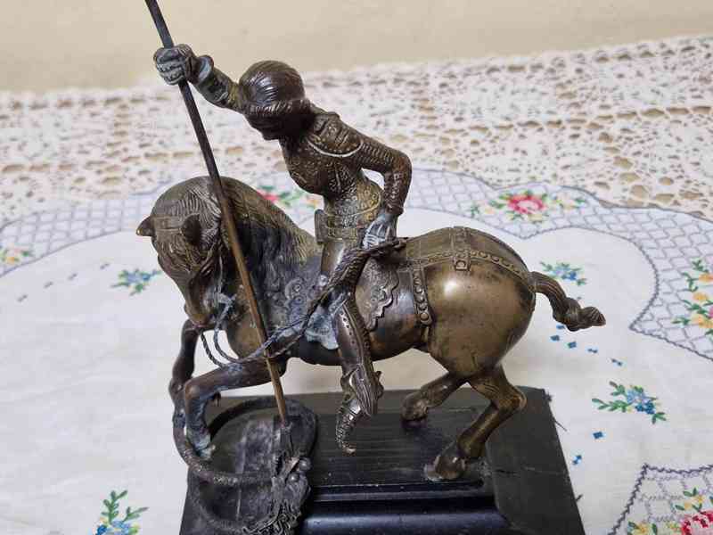 Bronzová velmi stará Socha Jezdec Svatý Jiří na Koni a Drak - foto 10