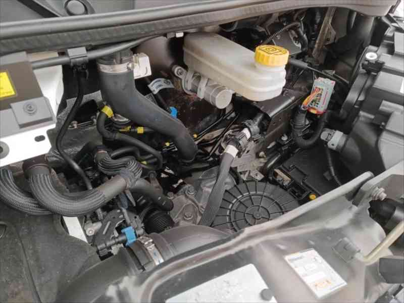 Peugeot Boxer 2,0   2017 - foto 15