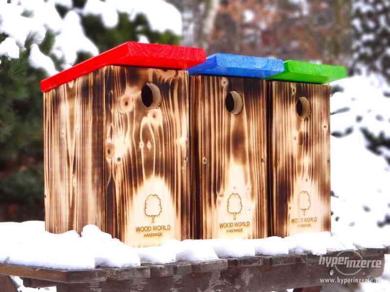 Dřevěné budky pro ptáky - barevné. - foto 1