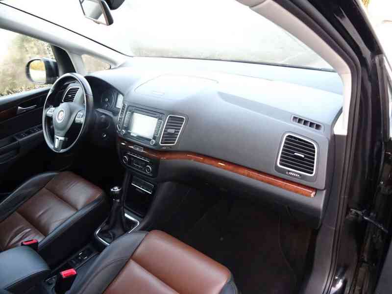 Volkswagen Sharan 2.0 TDI 4MOTION 103kw - foto 5