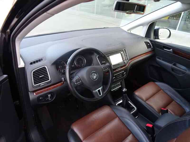 Volkswagen Sharan 2.0 TDI 4MOTION 103kw - foto 10