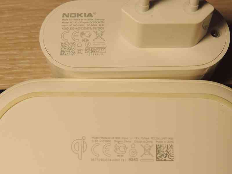 Bezdrátová nabíječka Qi/WPC Nokia DT-900 - foto 2