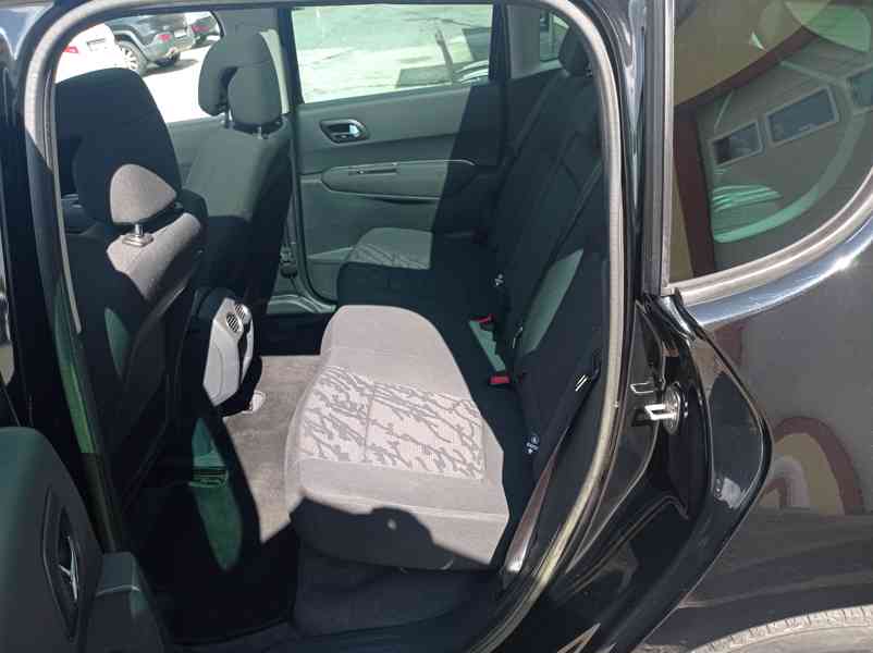 Peugeot 3008 2.0 Hybrid/4x4/Navi/HUD/1Maj - foto 13