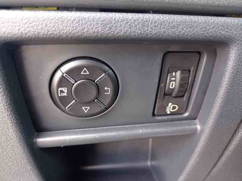Peugeot 3008 2.0 Hybrid/4x4/Navi/HUD/1Maj - foto 29