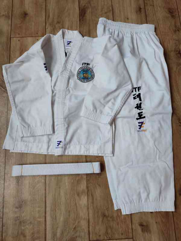 Taekwondo dobok ITF, vel.140 - foto 1