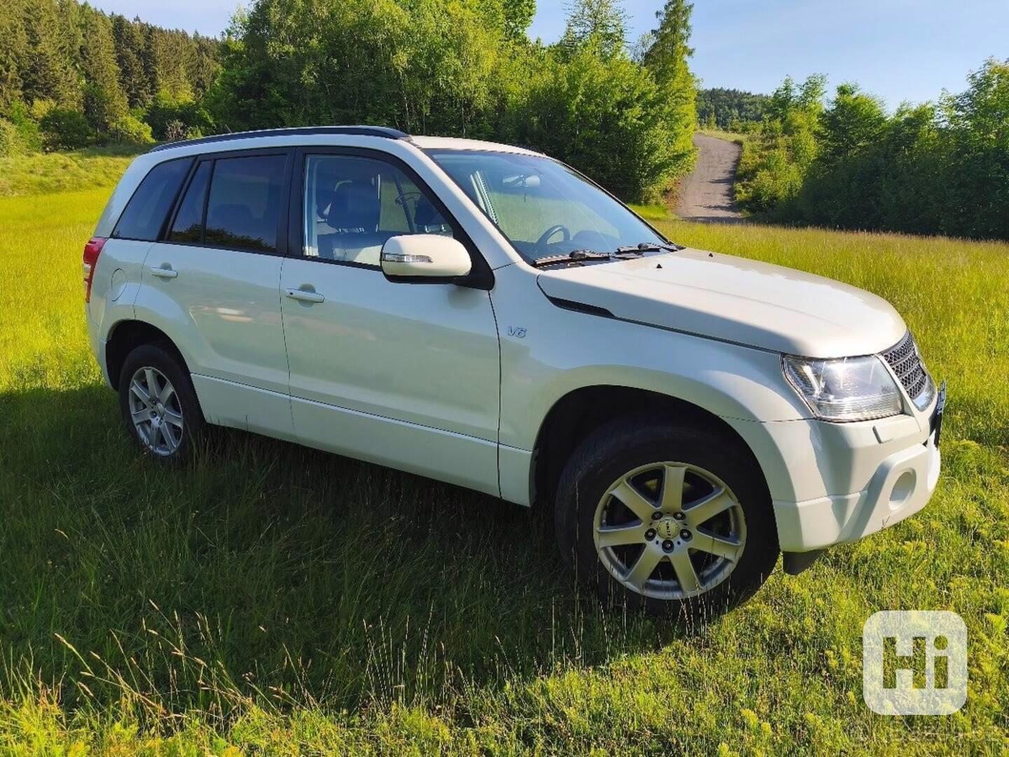Suzuki Grand Vitara 3,2   V6 - foto 1