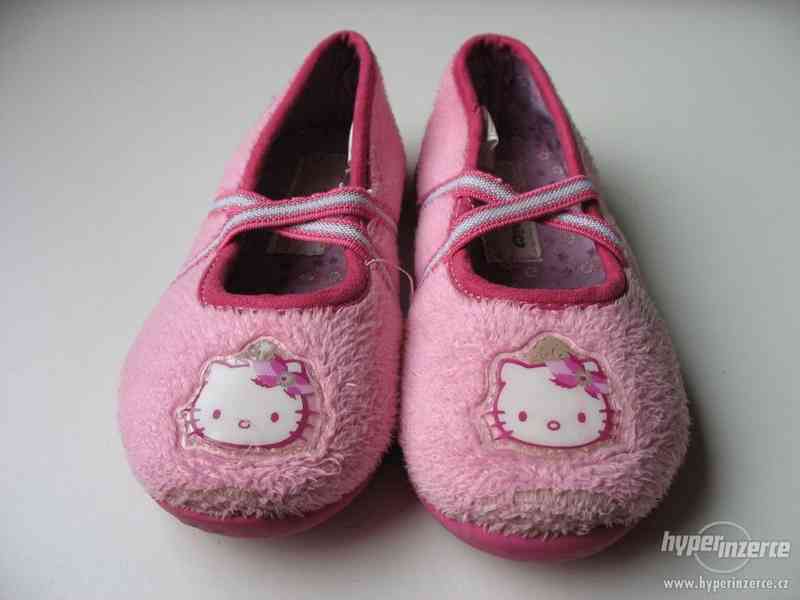 Dívčí domácí obuv Hello Kitty - Sanrio, vel. 24 - foto 3