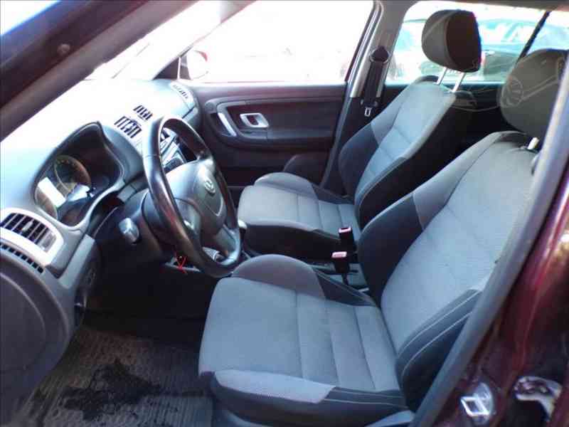 Škoda Fabia 1,2 12V SPORT - foto 6