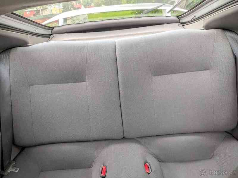 Toyota Celica 1,8 - foto 10